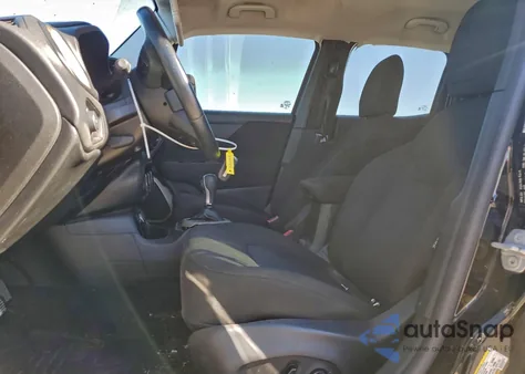 2015 Jeep Renegade Latitude z USA, uszkodzony, nr VIN ZACCJABT6FPB30228